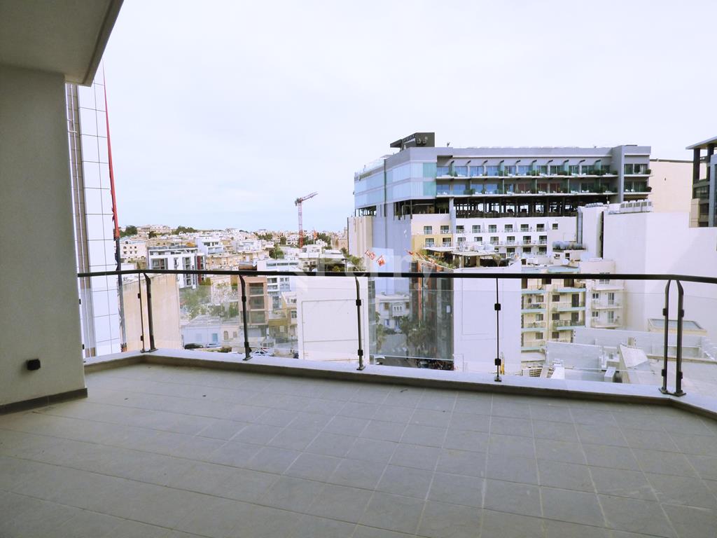 Pendergardens<br>Duplex Apartment
